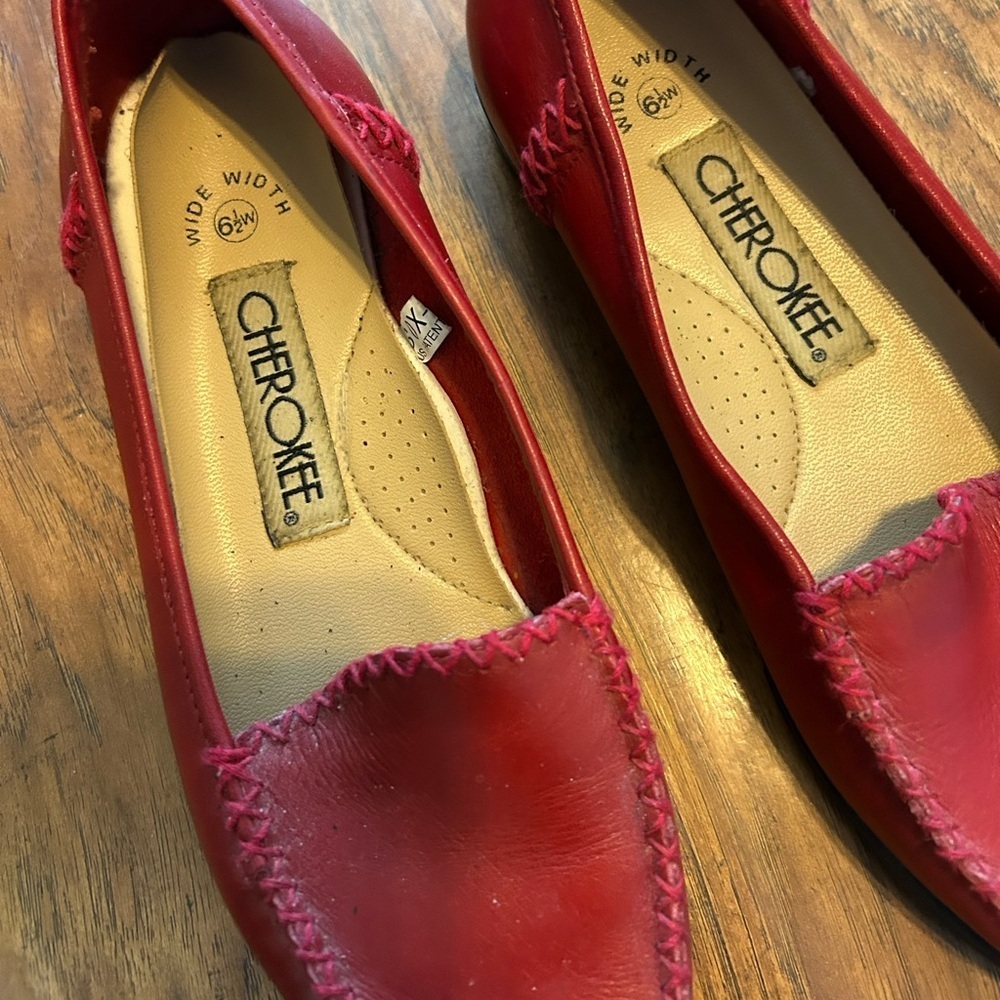 Leather Cherokee Women's Red Loafers - Picture 3 of 5